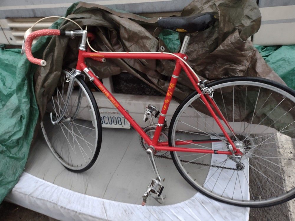 Fuji Touring Bike Clasic Bikes & Cycling