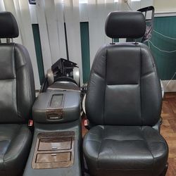 07-14 GMC YUKON SEATS AND CENTER CONSOLE 