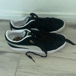 PUMA Suede Classic 21 - MISMATE R Women’s 7.5  - (contact info removed)1