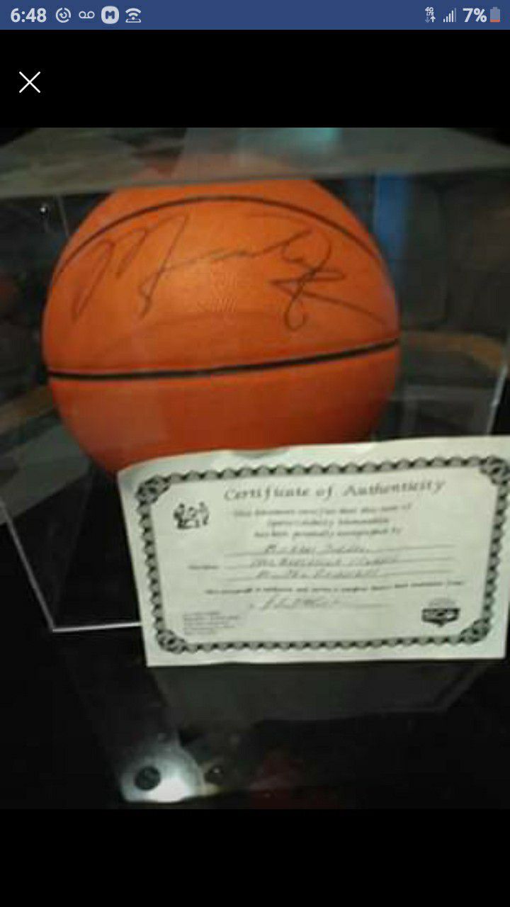 Authentic Michael Jordan signed basketball
