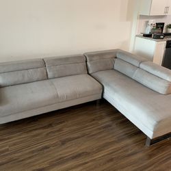 Sectional Couch 