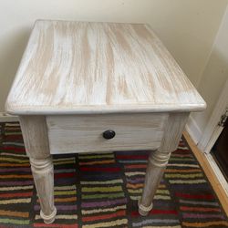 Whitewash One Drawer End Table/Nightstand