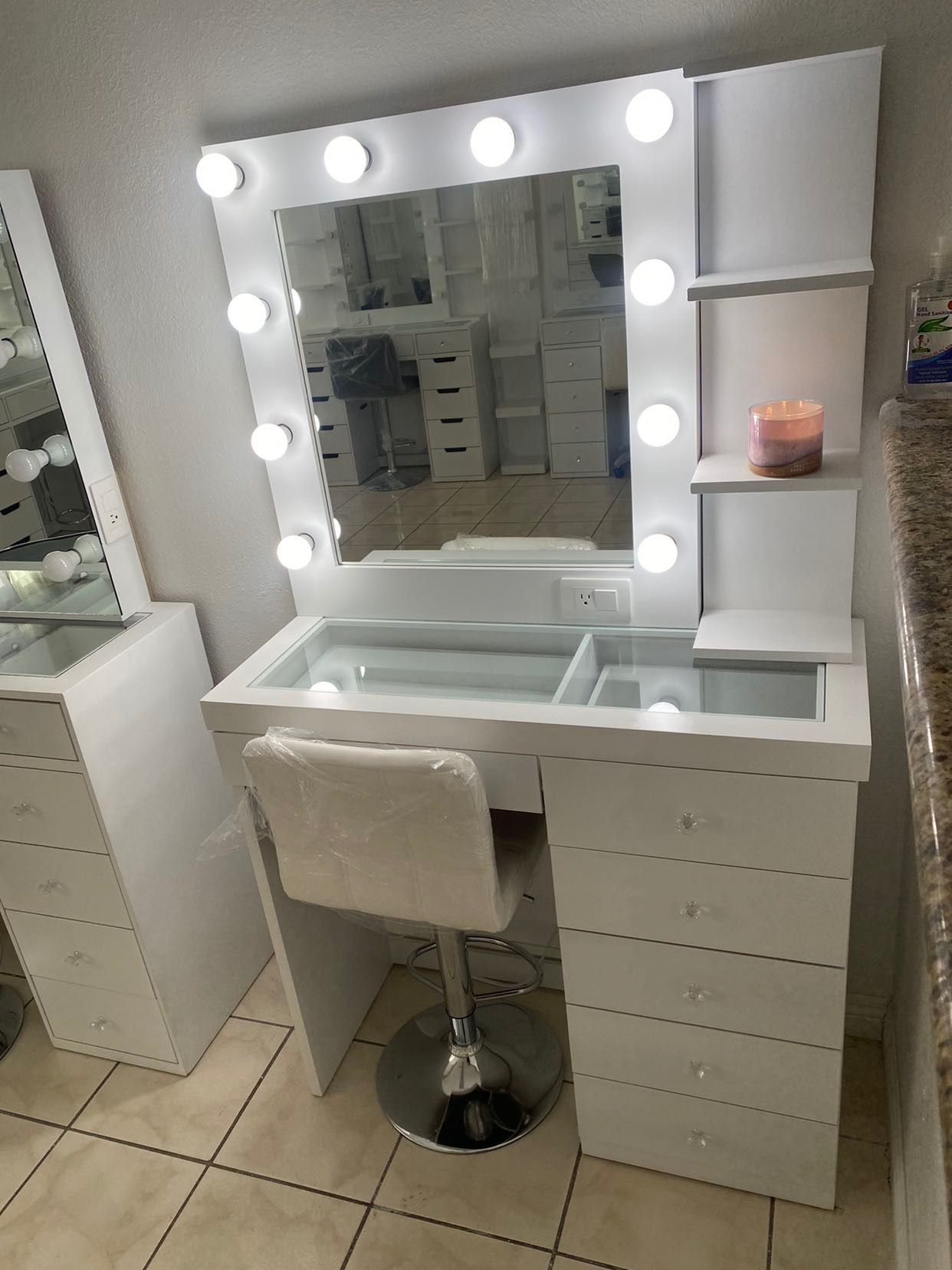 Hollywood Makeup Vanity