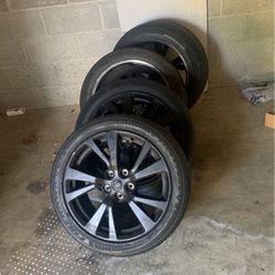 Used 18 Inch tires all black rims  good condition 100$ for all 4 