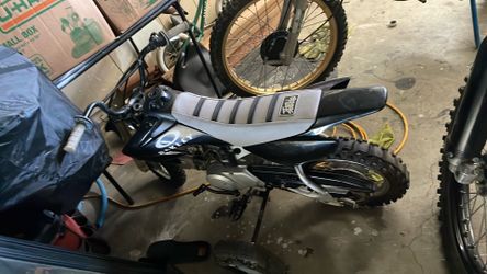 Crf 50 dirt bike