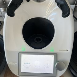 Thermomix TM6 – $1,000 (Like New, Basic Use)