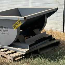 Wright Self Dumping Hopper 