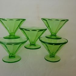Federal uranium glass sherberts/fruit Cups