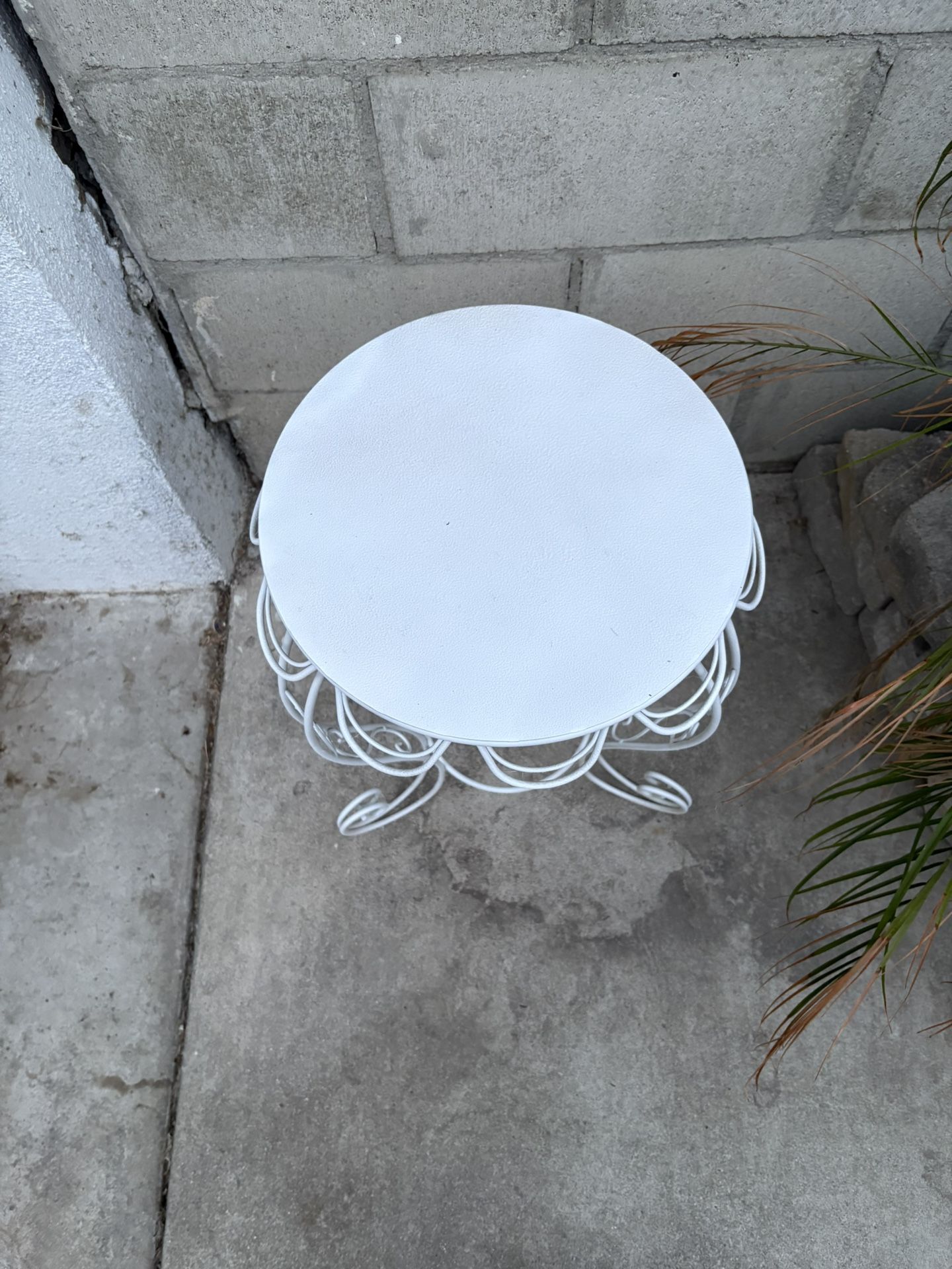 Vintage Metal Plant Stand 