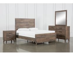 Rainer Queen Wood 3 Piece Set