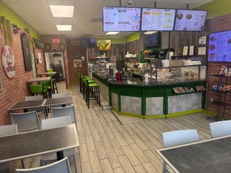 Restaurant/juice bar