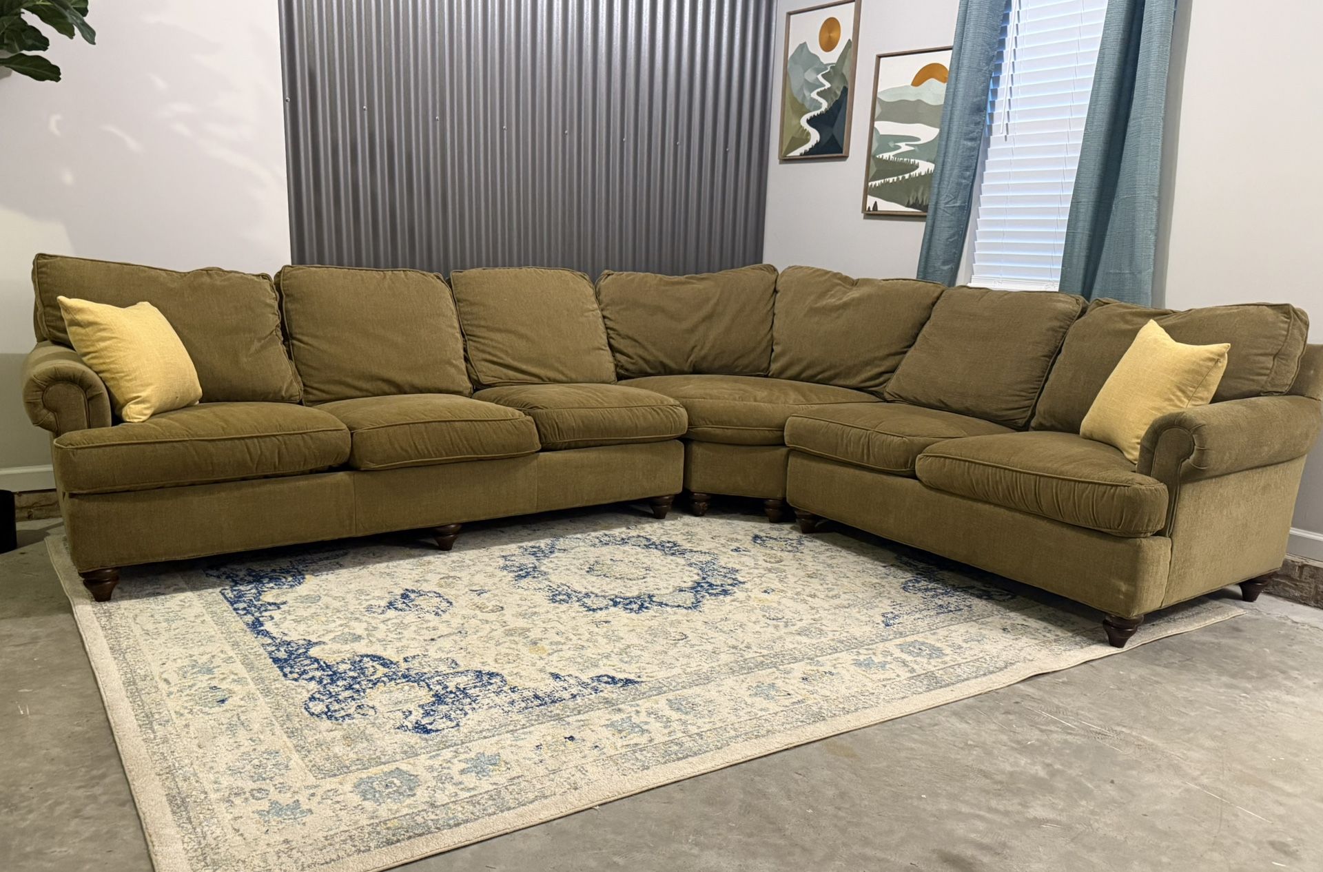 Brown Sectional Couch, Bassett Brand, Delivery Available