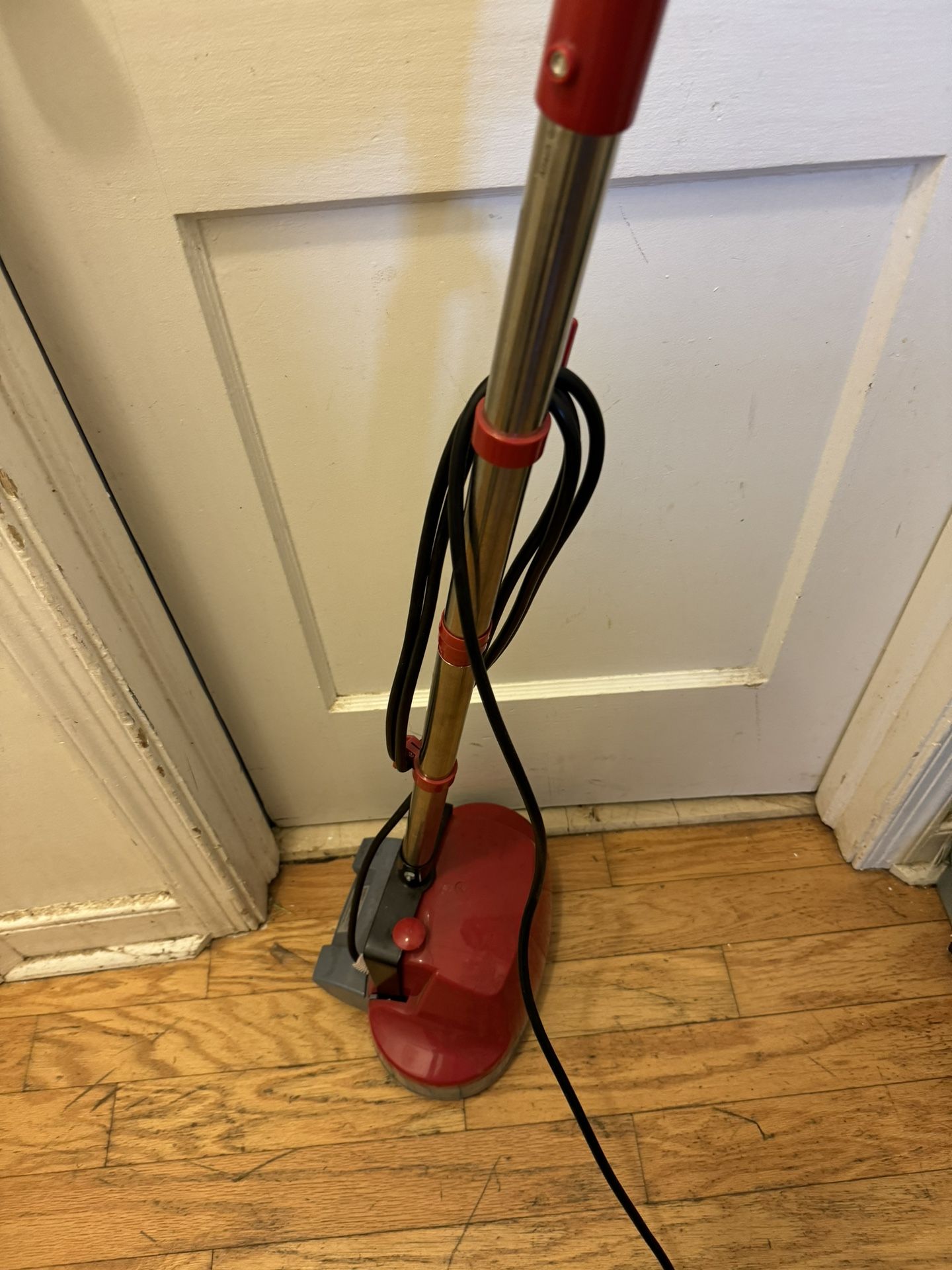 Door Scrubber