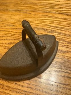 Antique Cast Iron Sad Iron