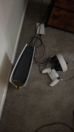 Pa5 hardrive and headphones