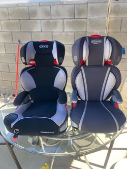 2 GRECO BABY CAR SEATS
