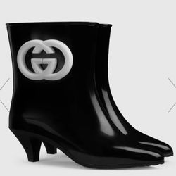 New Authentic GUCCI Women's ankle boot with Interlocking G Retails $1,230