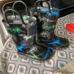 Toddler Boy Dinosaur Light Up Rain Boots 