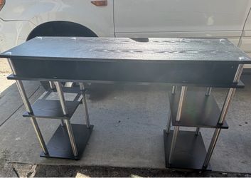 Computer desk