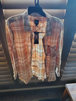 New Gap light flannel ladies shirt