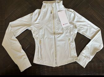 Lululemon Define Jacket/White/Size 4