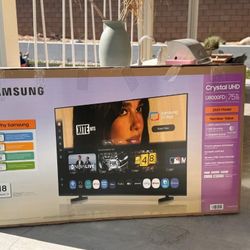 75” Samsung smart 4k led Uhd tv 