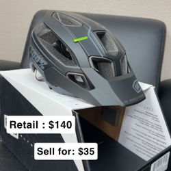 100% Bike Helmet – New