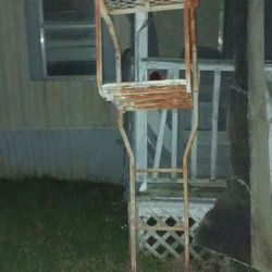 Tree STAND for hunting Blind (Need Ladd R