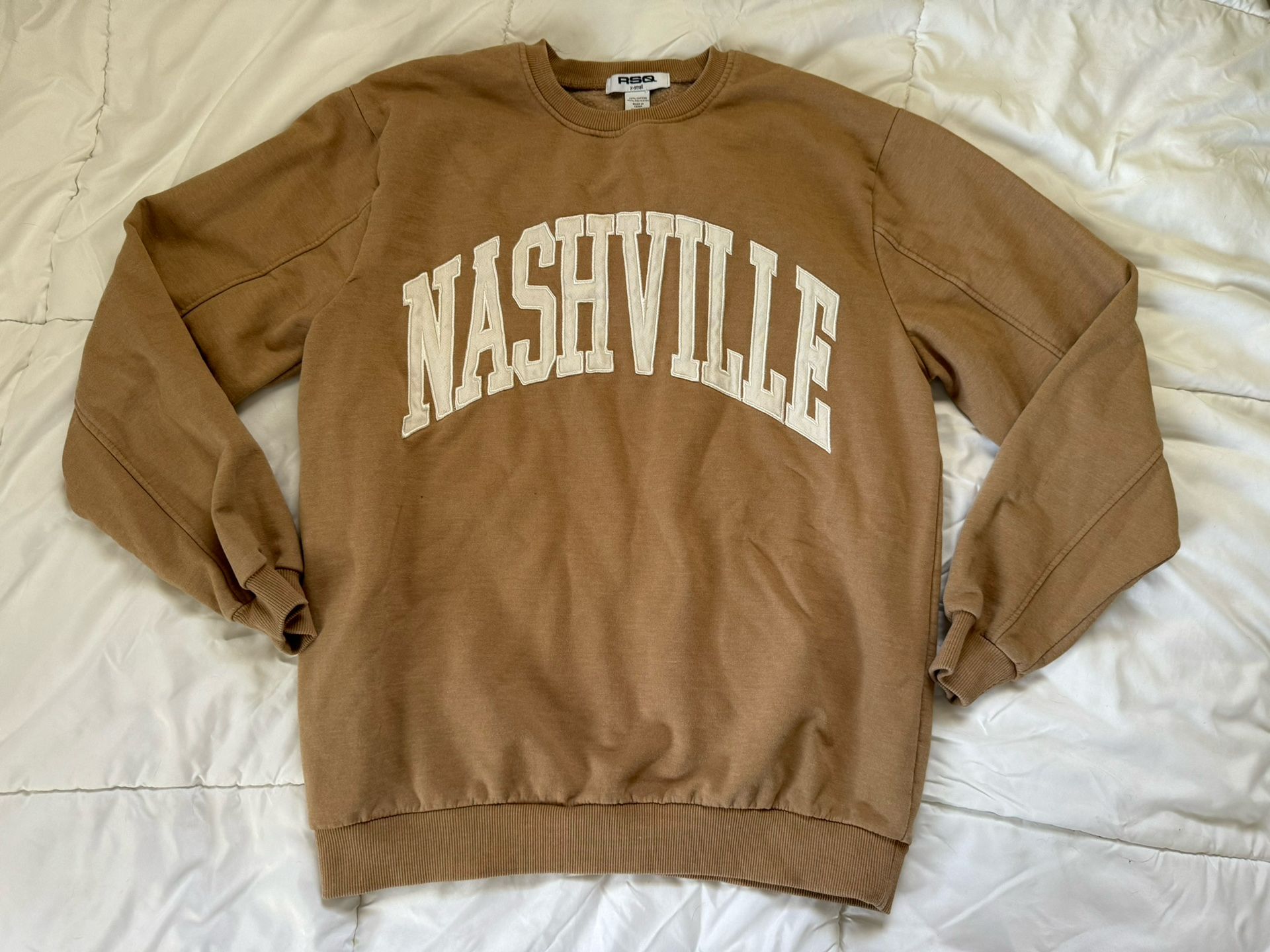 Women’s Size X-Small/Small Nashville Embroidered Tan Sweatshirt Shirt