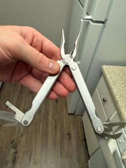 Vintage Leatherman PST Multi-Tool w/ Original Leather Sheath – Made in USA