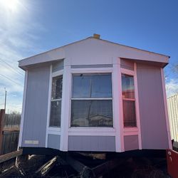 Modular Home 2Bd 1 Bth (Just Freshly Renovated)