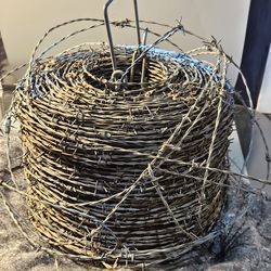 Full Roll of 4-point Barbed Wire