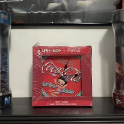 Vintage / Y2K New 2000s Betty Boop “Coca Cola” Wall Clock 
