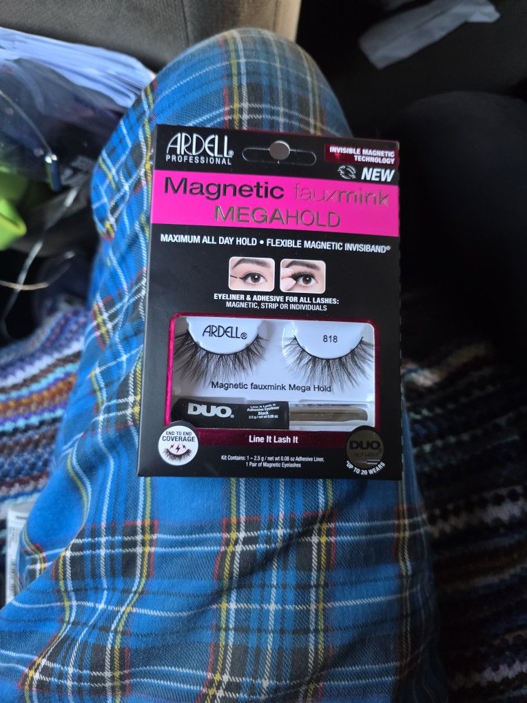 Eyelash 