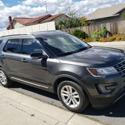 2016 Ford Explorer 