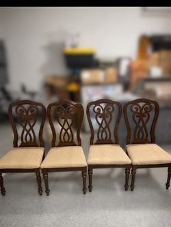 Set of 4 Wooden Dining Chairs