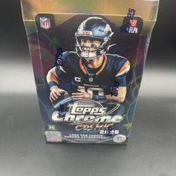 2025 Topps Chrome Cosmic Football NFL Hobby Box