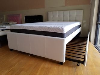 Trundle bed