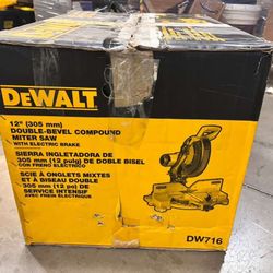 DeWalt DW716 Double Bevel Miter Saw