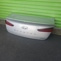 HYUNDAI ELANTRA TRUNK 2019-2020