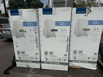 Brand new Insignia portable AC  3  in 1 8000 btus 350 sq ft
