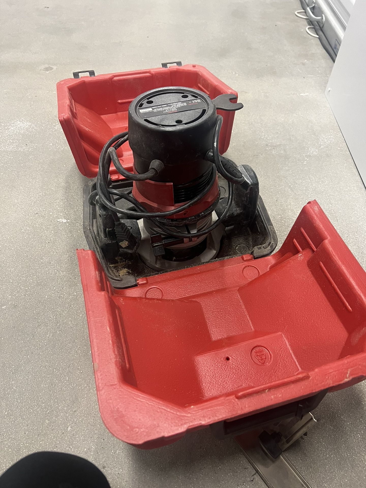 Craftsman 1-1/2hp Heavy Duty Router