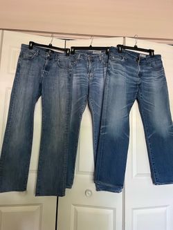 There is three Jeans for man’s the size is 32-3 there good brand all three for $70 total