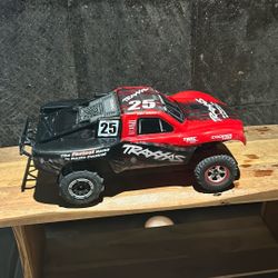 Traxxas Slash