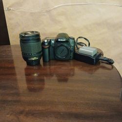 Nikon D80. Nikon Dx  18-135 Mm.