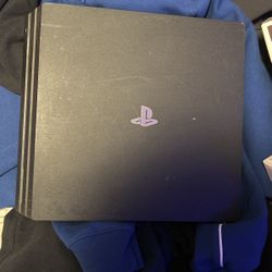 PS4 Pro 