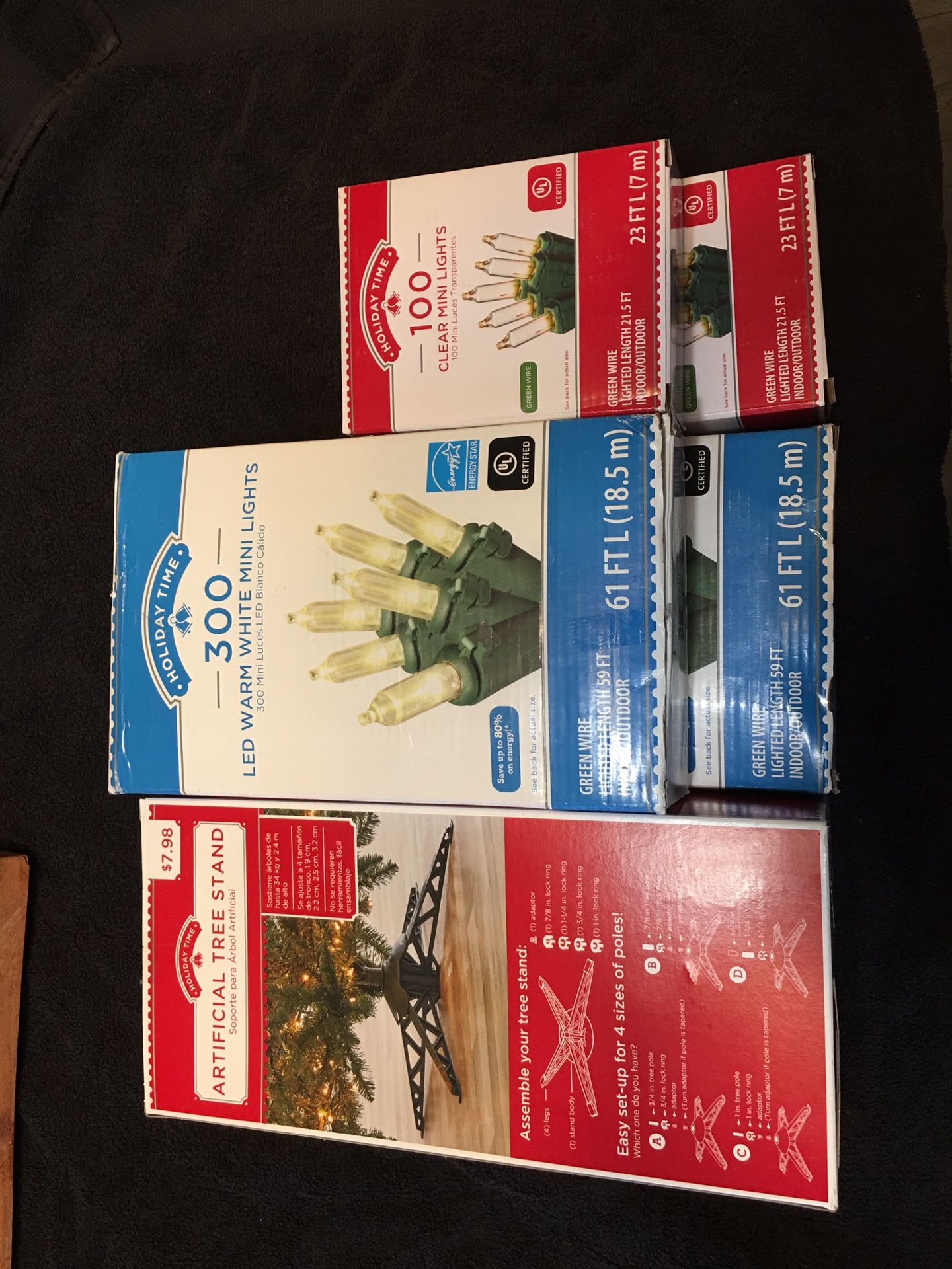 CHRISTMAS LIGHTS & TREE STAND