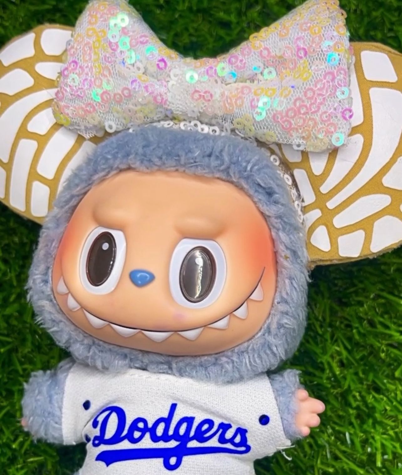 Labubu Conchitas Minnie Ears 