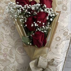 $30 Half Dozen Roses Bouquet 