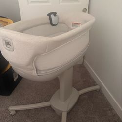 Portable bassinet
